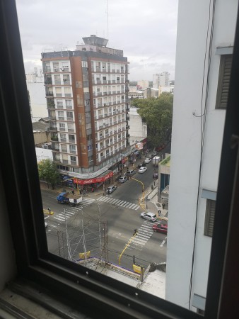Dpto 2 amb al frente, excelente ubicacion: Hipolito Yrigoyen 9115, Lomas de Zamora