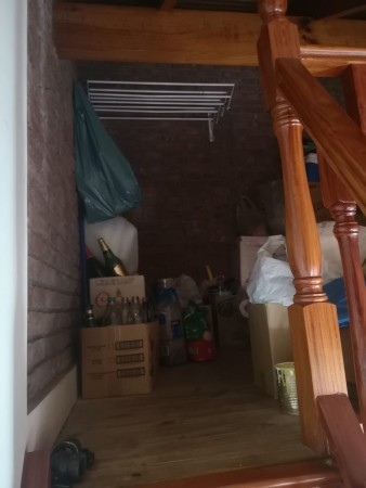Amplia Casa 4 amb, ubicada en Carlos Tejedor 686 Temperley