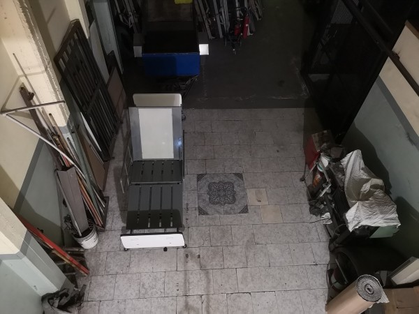 Importante Deposito con oficinas, ubicado en Presidente Peron 1762 Lomas de Zamora