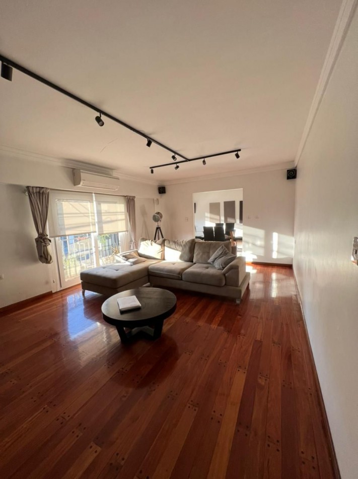 Lujoso semipiso 4 ambientes, ubicado en H. Yrigoyen 9761 Lomas De Zamora 