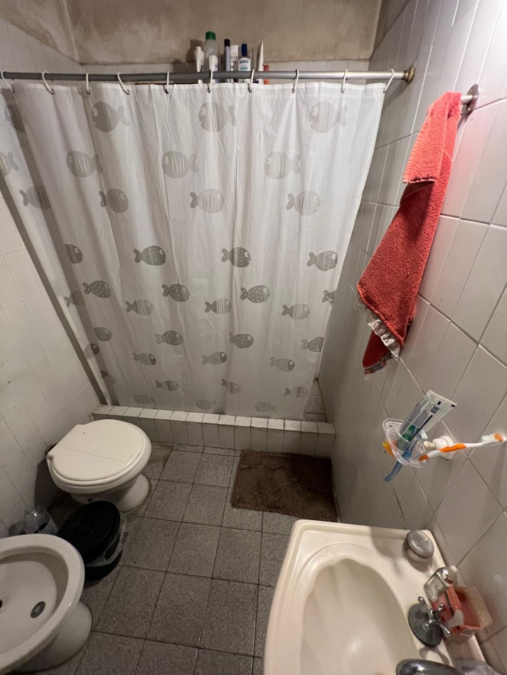 Excelente Ph t/casa 1er piso 6 amb ubicado en Guemes 810, Avellaneda