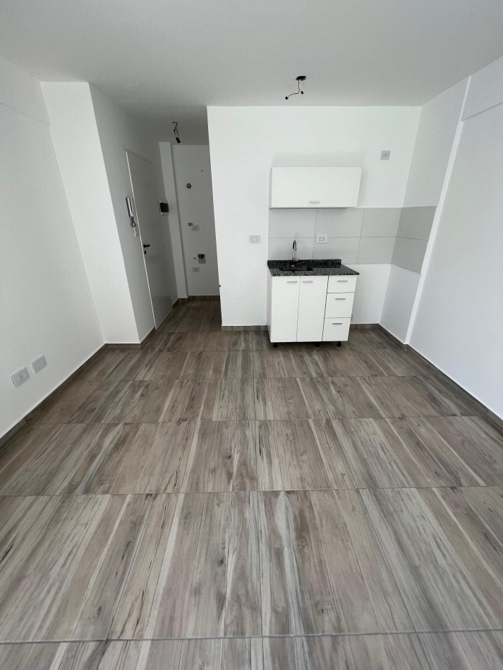 Dpto monoambiente poca antiguedad 2do piso, ubicado en Azara 851, Lomas de Zamora