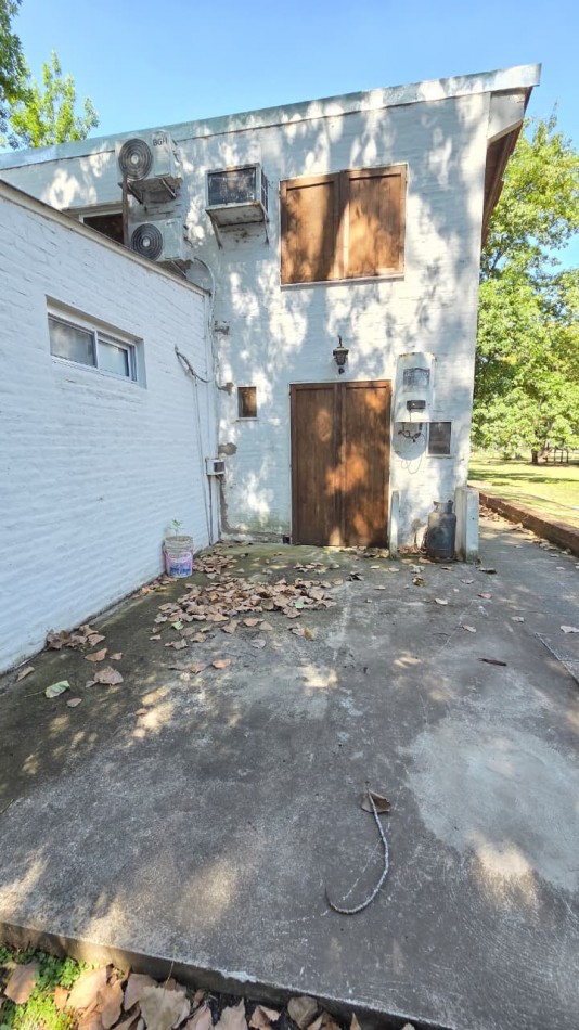 Bungalows 2 amb con patio y jardin. ubicado en Azul 298, Monte Grande