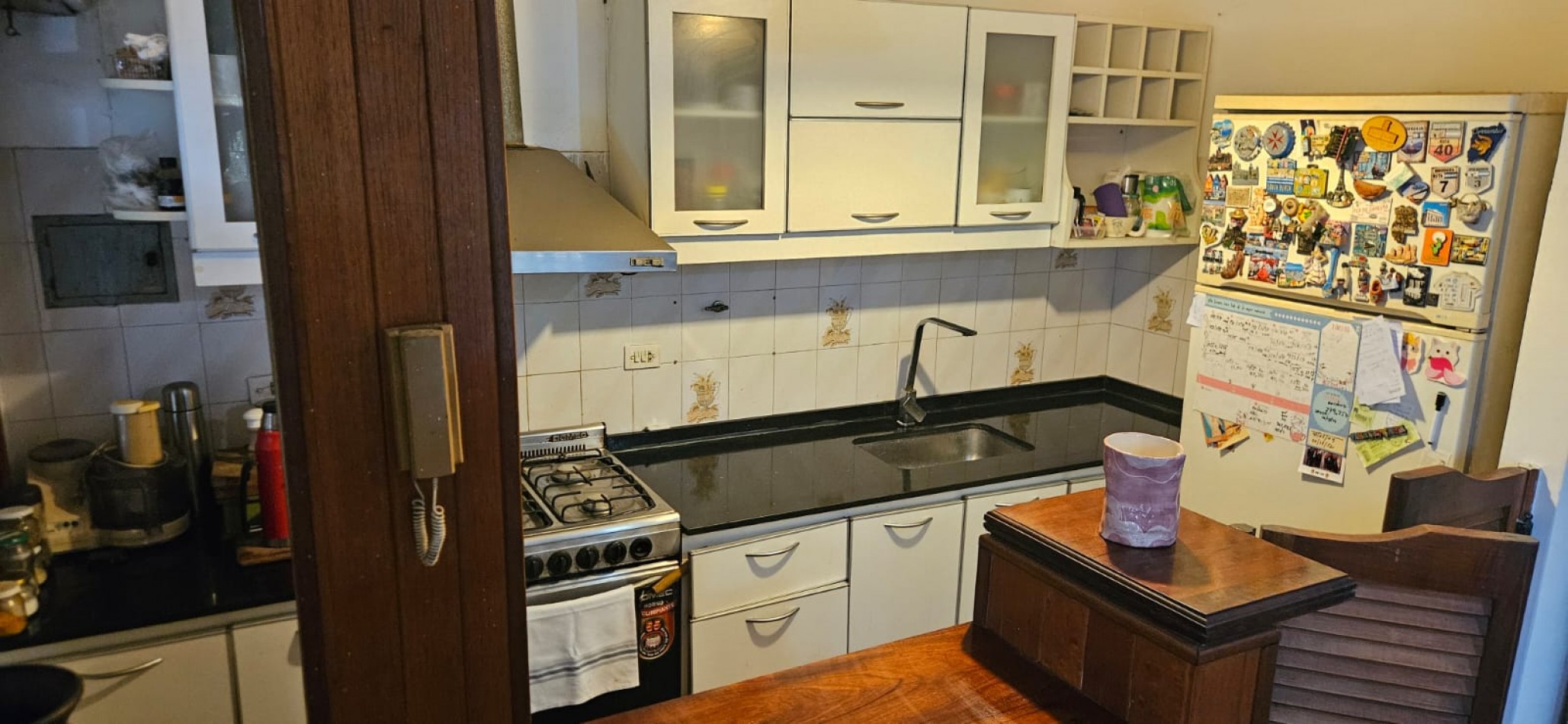 Excelente casa apta credito con local comercial, parque con quincho, parrilla y garage ubicada en Arturo Mateo Bas 308, Remedios de Escalada