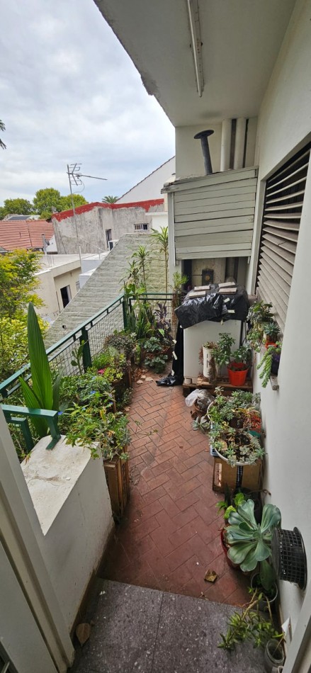 Excelente casa apta credito con local comercial, parque con quincho, parrilla y garage ubicada en Arturo Mateo Bas 308, Remedios de Escalada