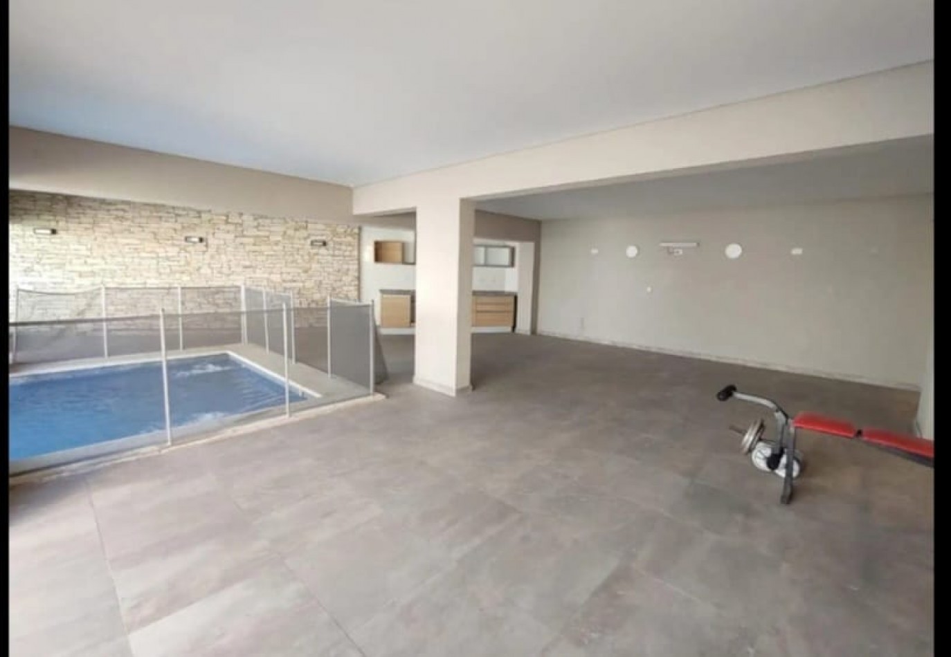 Dpto premium 3 amb al frente con balcon/terraza, 2 cocheras y amenities en el corazon de Adrogue: Cordero 751