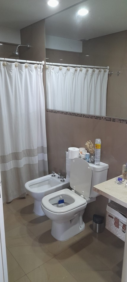 Dpto premium 3 amb al frente con balcon/terraza, 2 cocheras y amenities en el corazon de Adrogue: Cordero 751