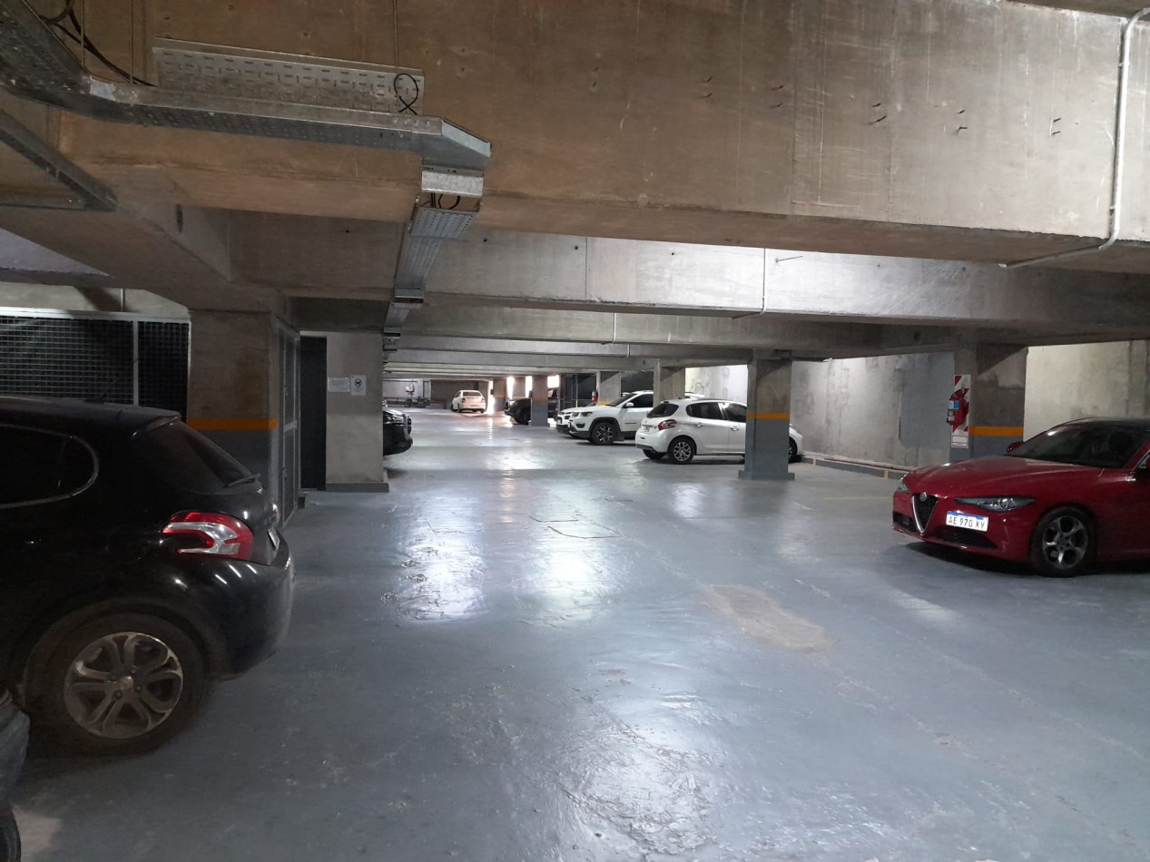 Dpto premium 3 amb al frente con balcon/terraza, 2 cocheras y amenities en el corazon de Adrogue: Cordero 751