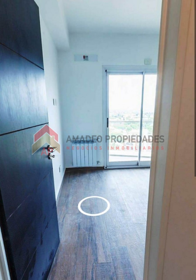 Dpto 4 amb con detalles de categoria premium con dos cocheras. Edificio con sum y pileta. Apto credito. Ubicado en Almirante Brown 2973, Temperley