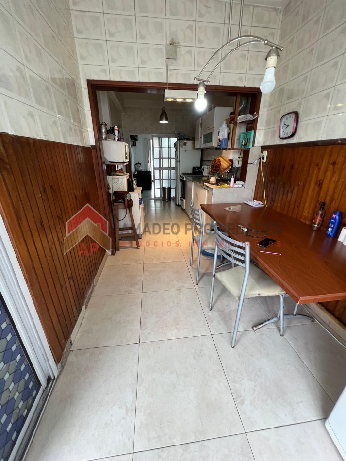 Excelente Ph t/casa 1er piso 6 amb ubicado en Guemes 810, Avellaneda