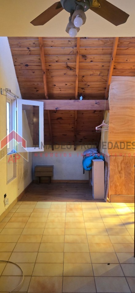 Casa 3 amb con jardin y parrilla, ubicado en Azul 298, Monte Grande