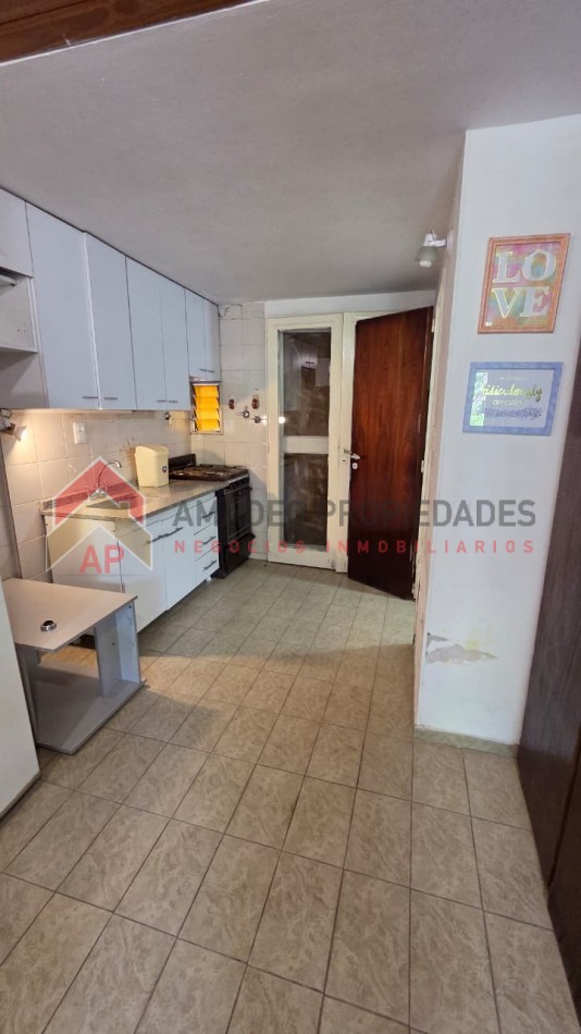 Bungalows 2 amb con patio y jardin. ubicado en Azul 298, Monte Grande