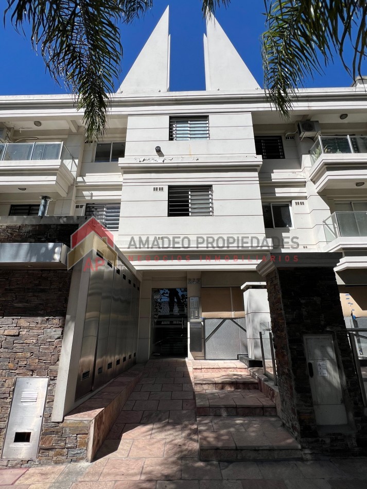 Impecable dpto 2 amb APTO CREDITO con patio y cochera, ubicado en Ayacucho 245 Lomas de Zamora