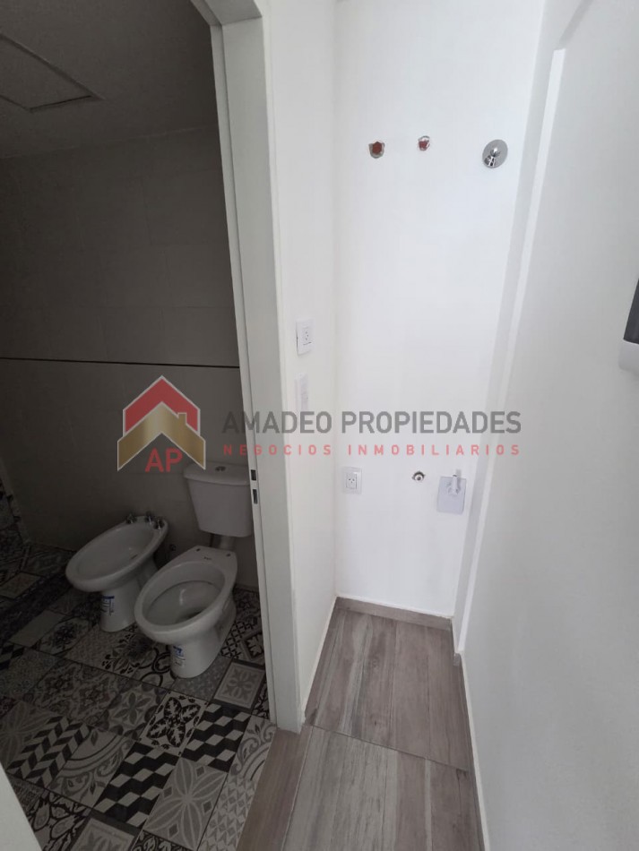 OPORTUNIDAD: monoambiente a estrenar interno en 2° piso. Excelente ubicacion: Pedernera 279, Lomas de Zamora