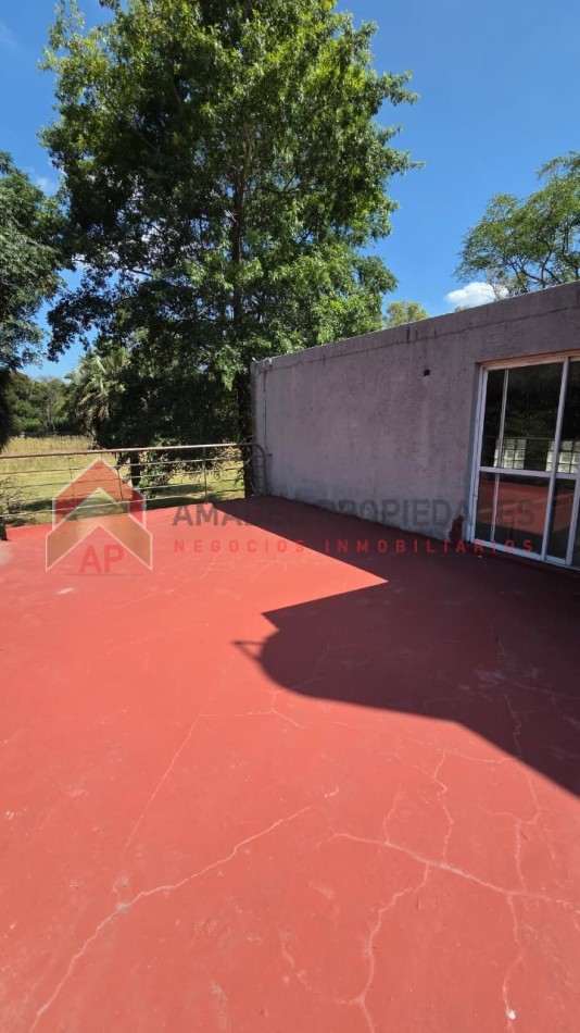 Gran casa 4 amb con garage cubierto, parrilla, terraza y jardin. Ubicado en Azul 298, Monte Grande