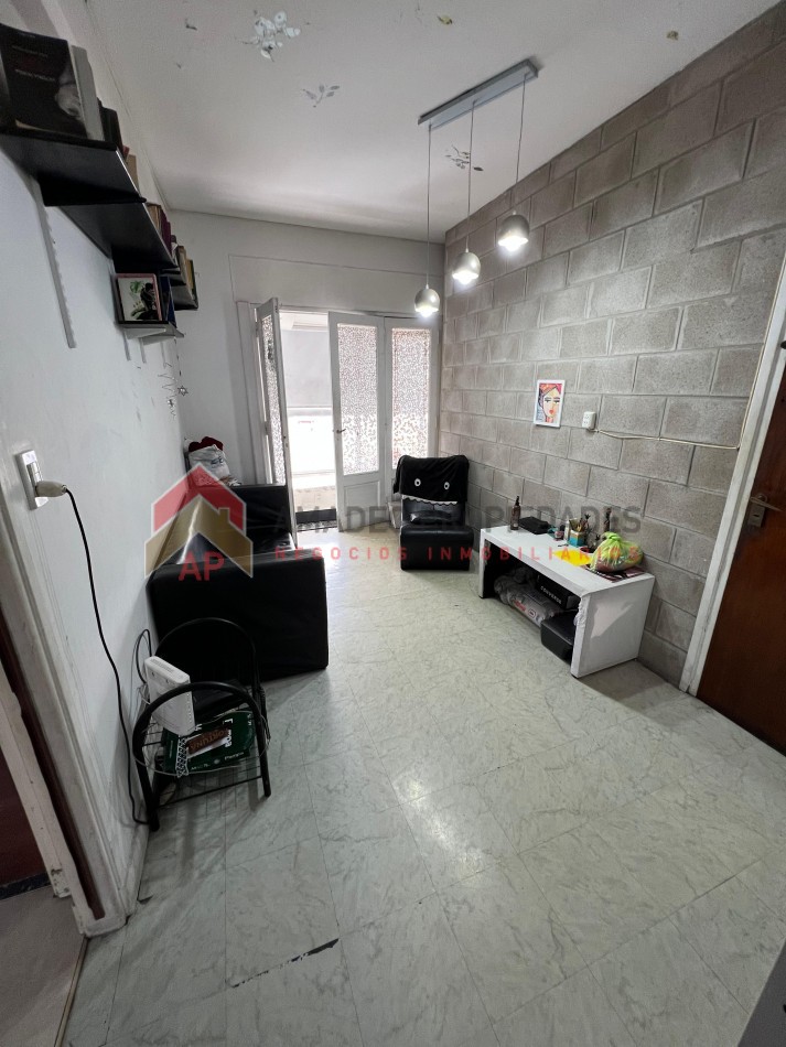 Excelente Ph t/casa 1er piso 6 amb ubicado en Guemes 810, Avellaneda