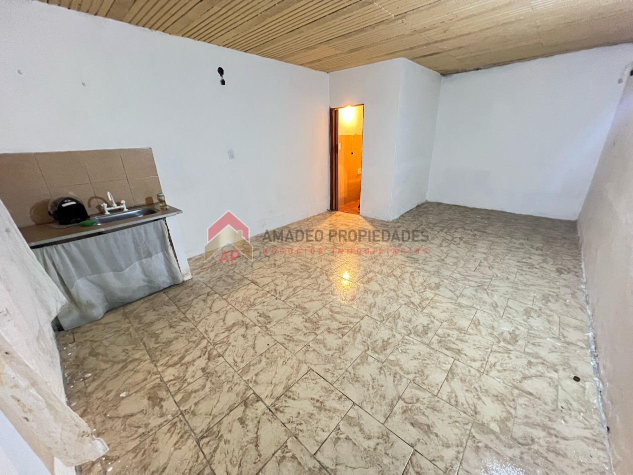 Ph monoambiente sencillo en planta baja, ubicado en Castro Barros 1073 Lanus