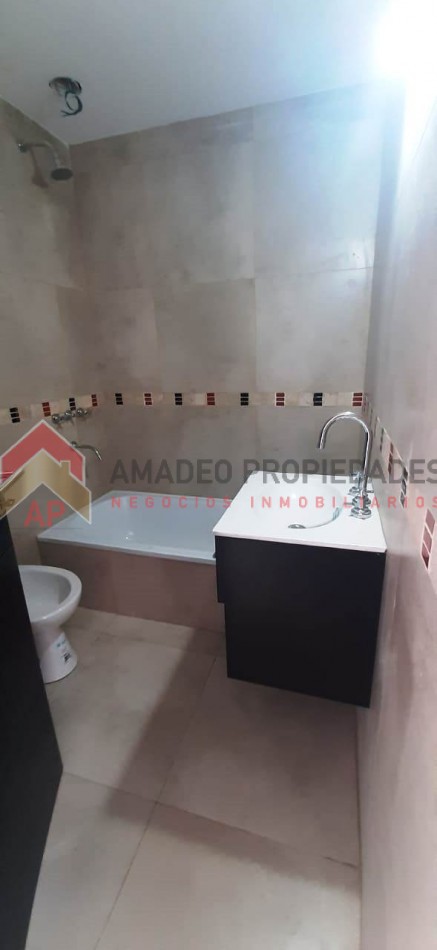 Dpto 3 amb FINANCIADO piso 22 con balcon a estrenar con cochera, ubicado en Almirante Brown 2973 Temperley