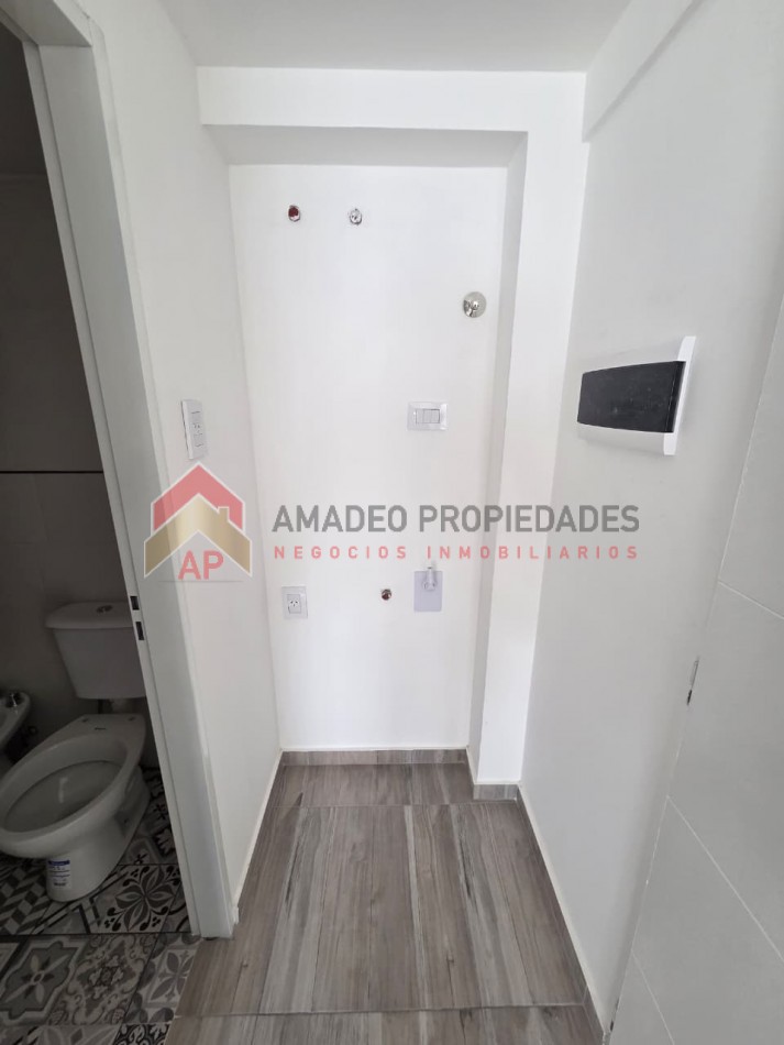 OPORTUNIDAD: Monoambiente a estrenar contrafrente en 2° piso. Excelente ubicacion: Pedernera 279, Lomas de Zamora