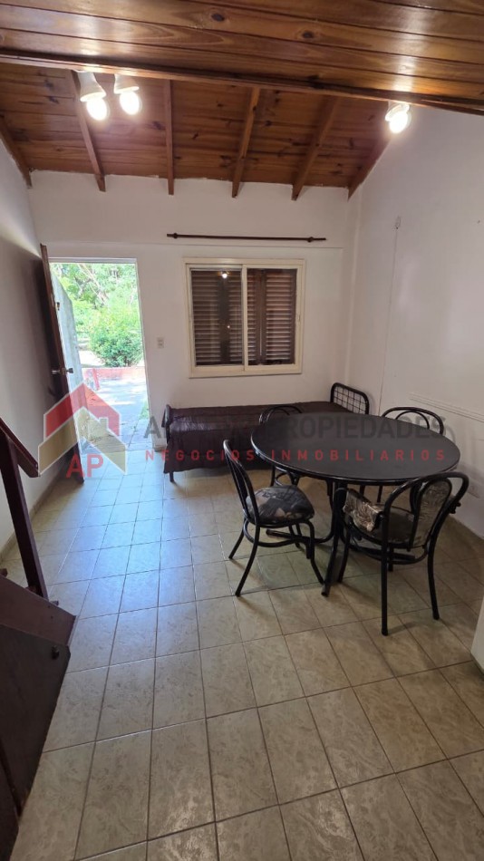 Bungalows 2 amb con patio y jardin. ubicado en Azul 298, Monte Grande