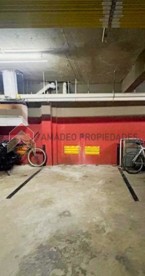 Cochera cubierta en subsuelo, ubicada en Las Piedras 156, Lomas de Zamora