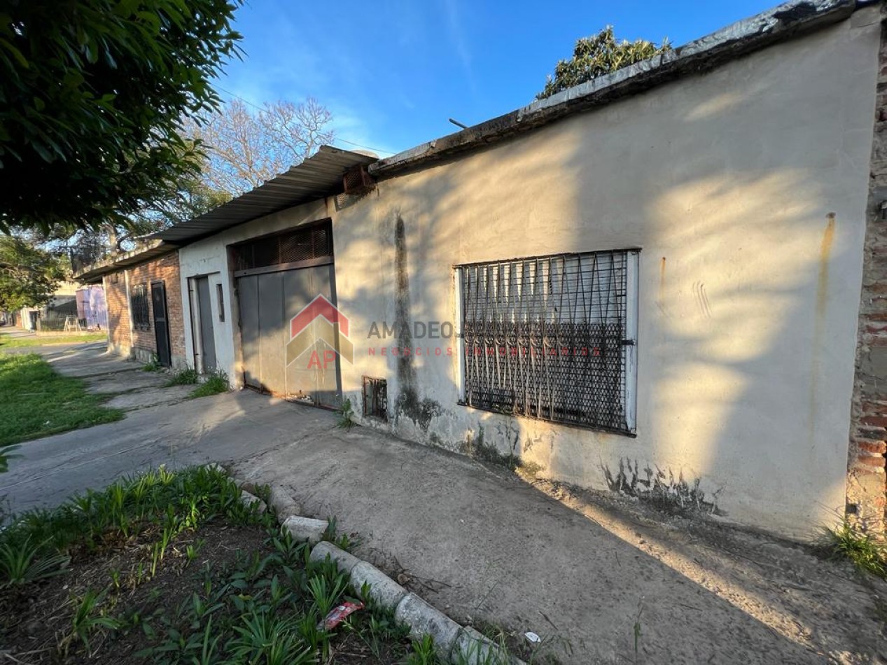 Casa con garaje, local y dpto, ubicado en Euskal Echea 107, Llavallol