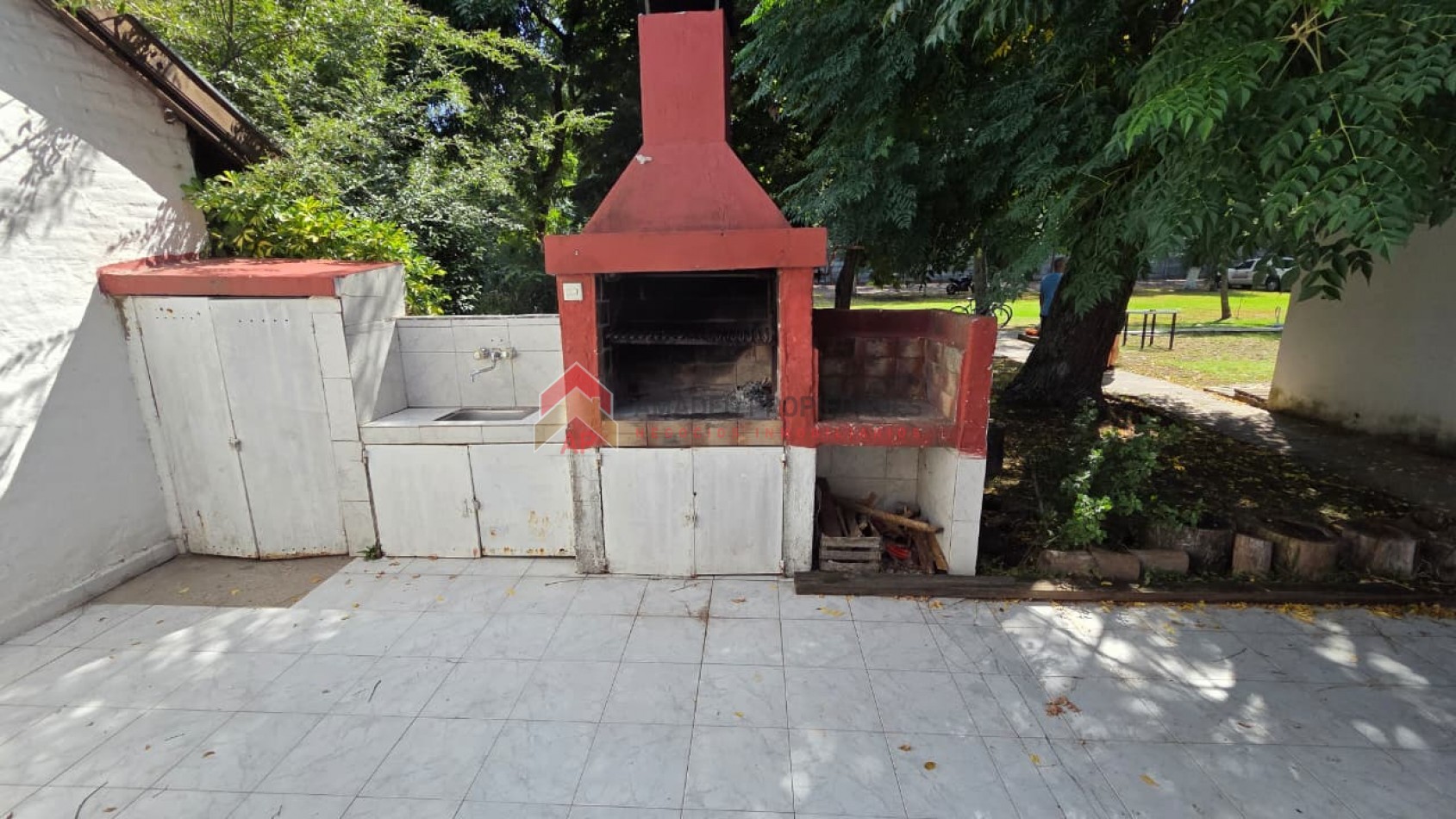 Casa 2 amb con patio, jardin y parrilla. Ubicado en Azul 298, Monte Grande