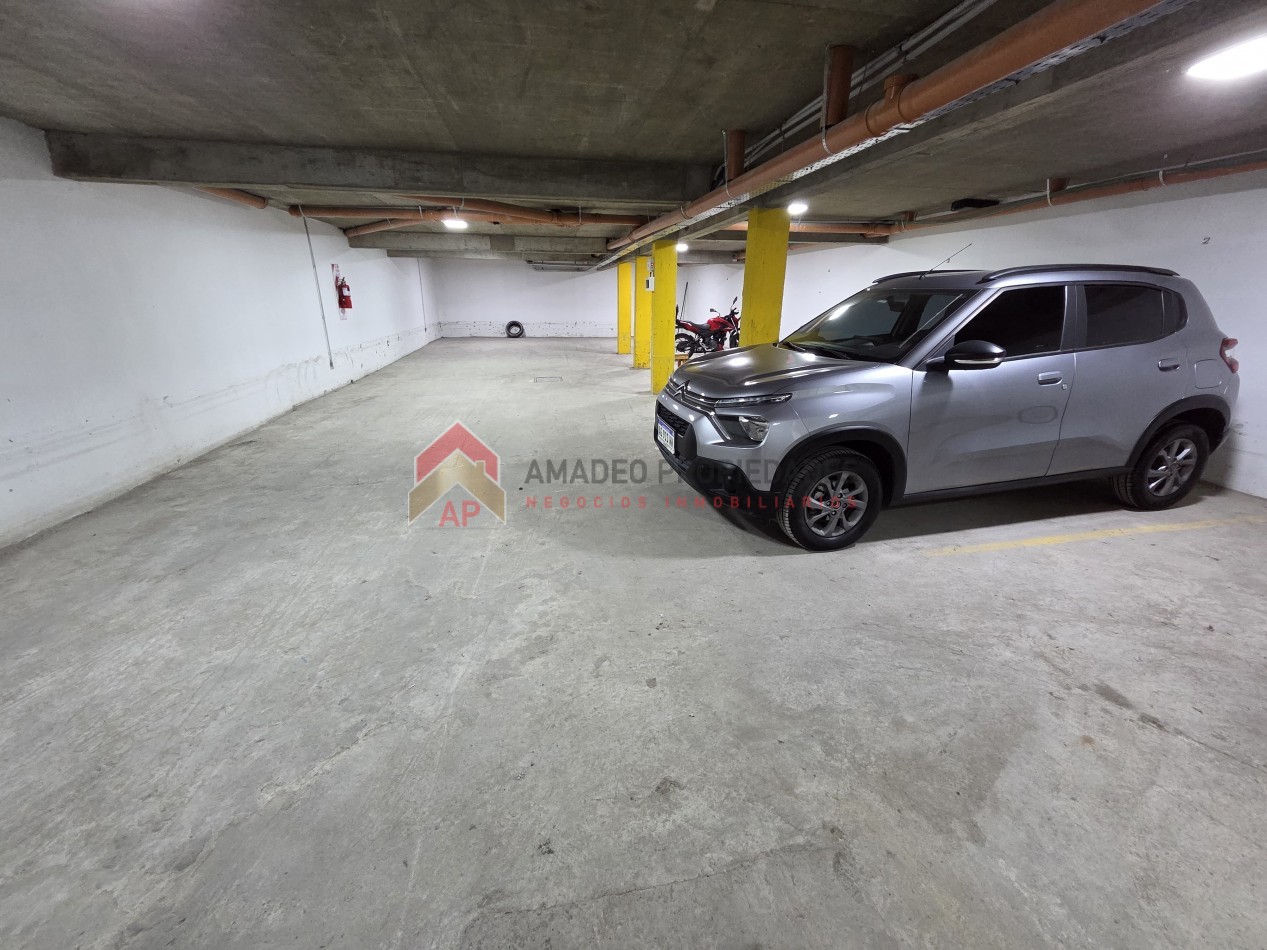 Cochera, ubicada Azara 851, Lomas de Zamora