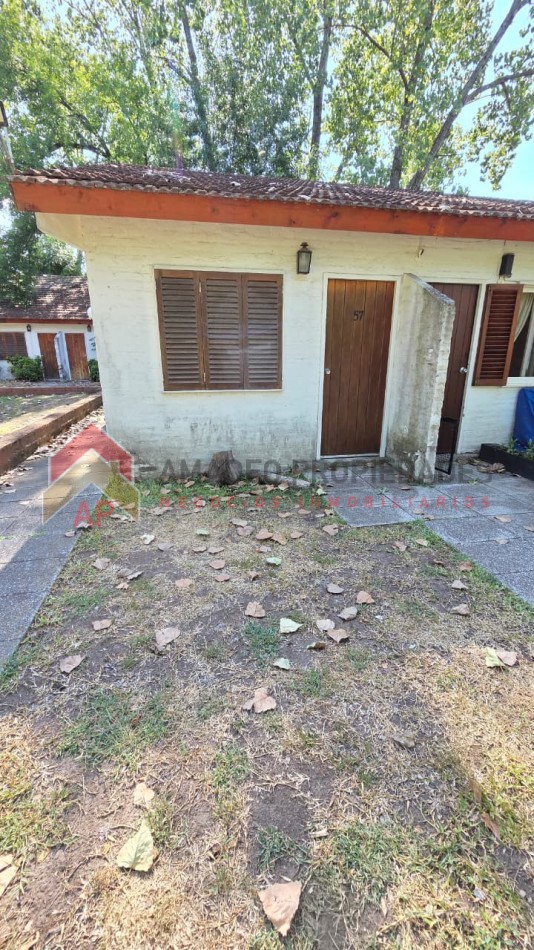 Bungalows 2 amb con patio y jardin. ubicado en Azul 298, Monte Grande