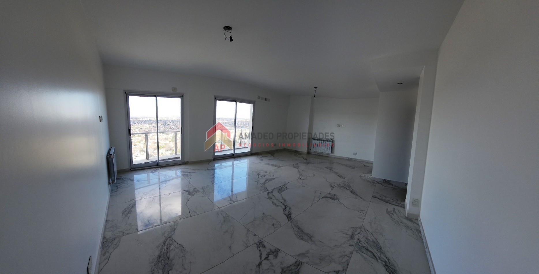 Dpto 4 amb con detalles de categoria premium con dos cocheras. Edificio con sum y pileta. Apto credito. Ubicado en Almirante Brown 2973, Temperley