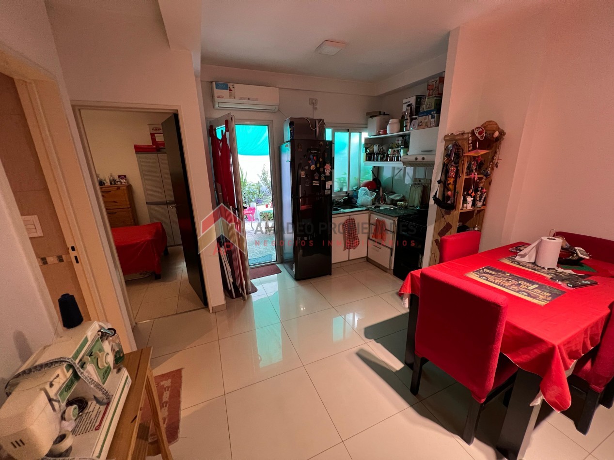 Impecable dpto 2 amb APTO CREDITO con patio y cochera, ubicado en Ayacucho 245 Lomas de Zamora