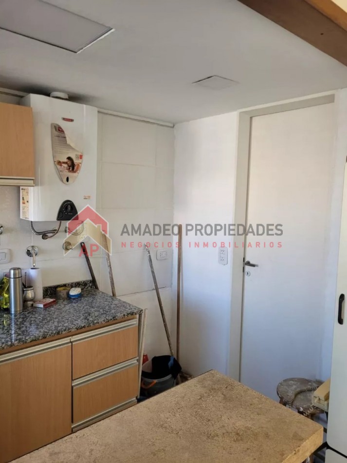 Dpto semipiso 3 amb con balcon al frente, apto credito. Excelente ubicacion: 20 de Septiembre 2989, Lanus Oeste