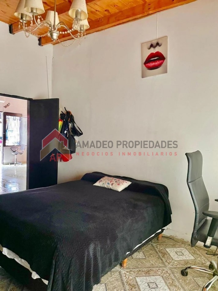 Excelente ph amplio 3 amb al frente con cochera y terraza. Ubicado en Enrique Fernandez al 3000, Lanus Este