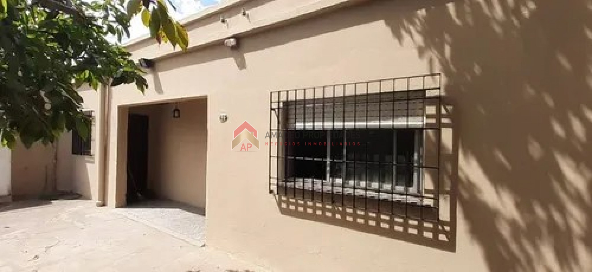 Gran casa 3 amb con patio y cochera ubicada en Gral. Necochea 925, Llavallol