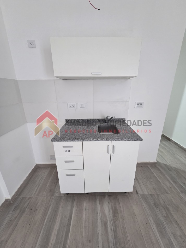 Dpto monoamb, interno con patio a estrenar pb, ubicado en Bolivar 359 Lomas de Zamora