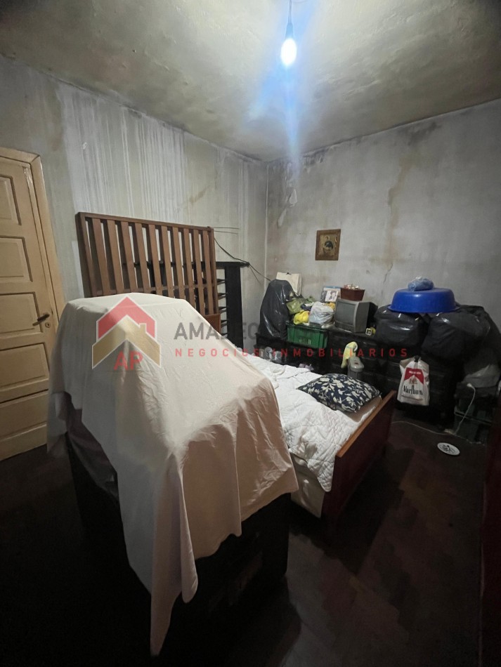 Casa 3 amb grandes APTO CRED c/cochera, jardin y patio ubicada en Warnes 1488, Lanus Oeste 