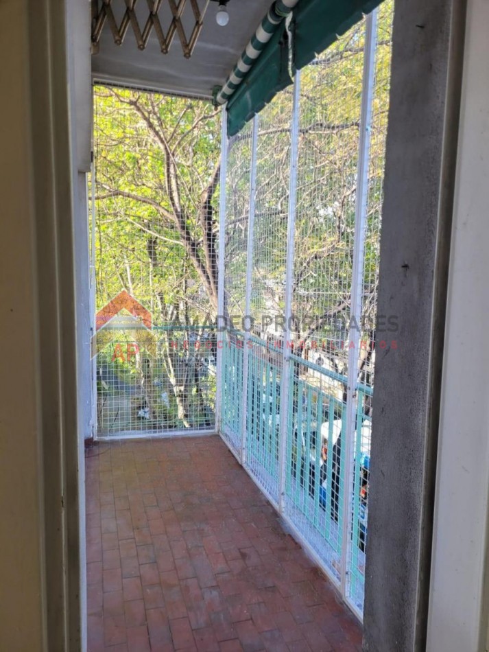 Dpto semipiso 3 amb con balcon al frente, apto credito. Excelente ubicacion: 20 de Septiembre 2989, Lanus Oeste