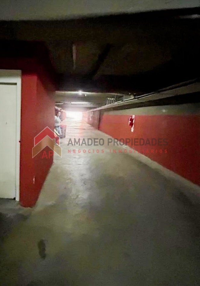 Cochera cubierta en subsuelo, ubicada en Las Piedras 156, Lomas de Zamora