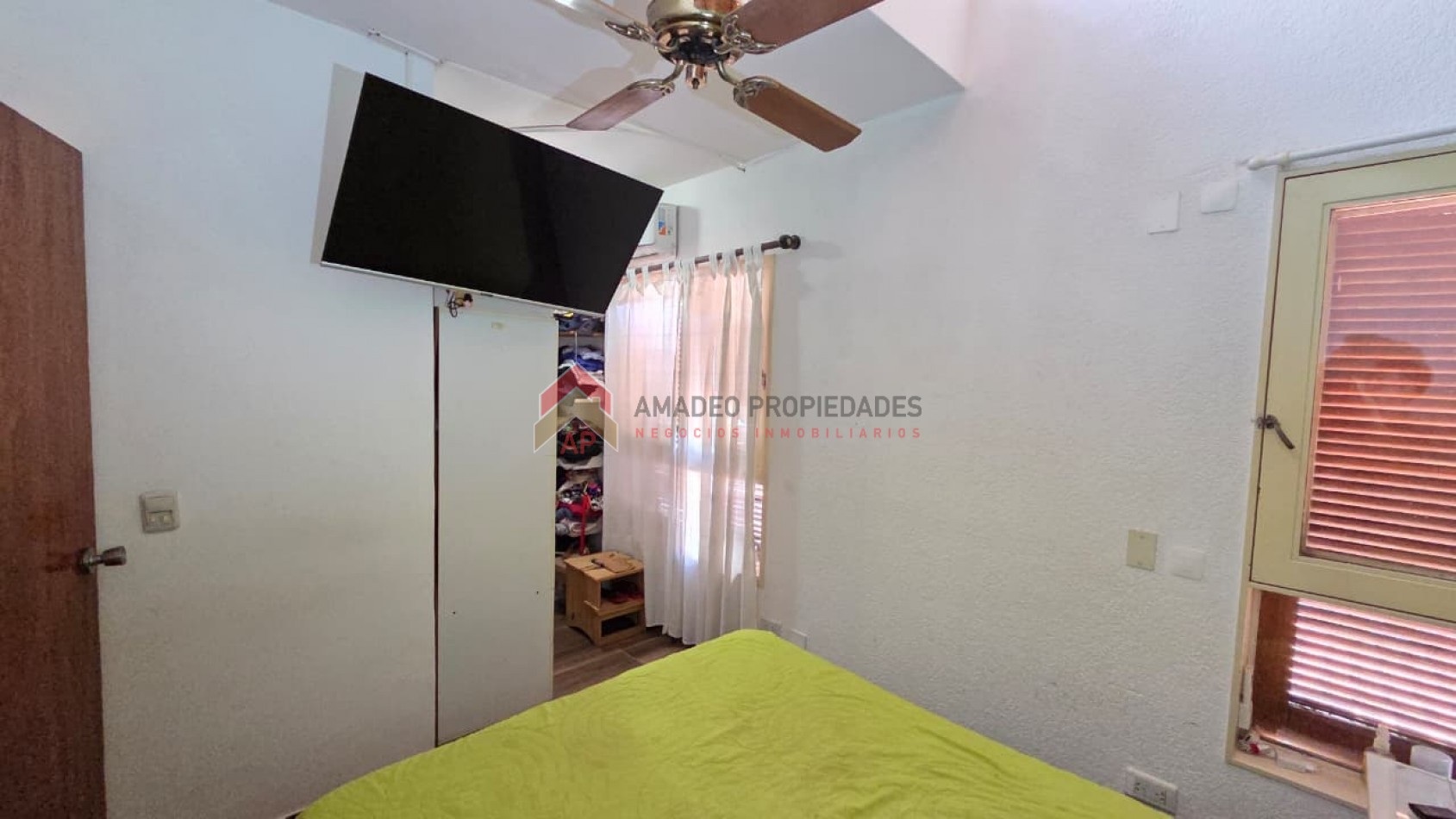 Hermosa casa 3 amb con jardin y parrilla. Ubicada en Azul 298, Monte Grande