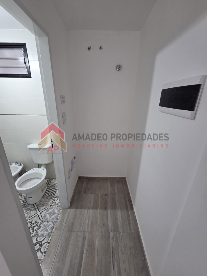 Dpto monoamb, interno con patio a estrenar pb, ubicado en Bolivar 359 Lomas de Zamora
