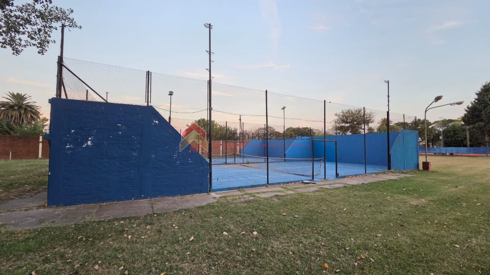 Bungalows 2 amb con patio y jardin. ubicado en Azul 298, Monte Grande