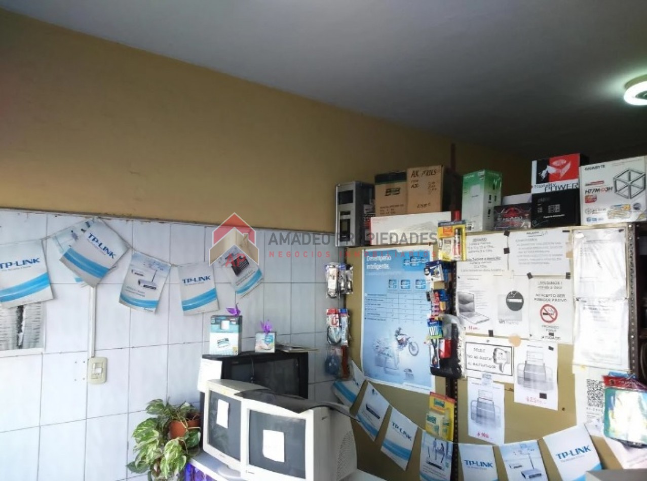 OPORTUNIDAD: Local comercial ubicado en la Av. Gral. Jose de San Martin 2665, Lanus Oeste