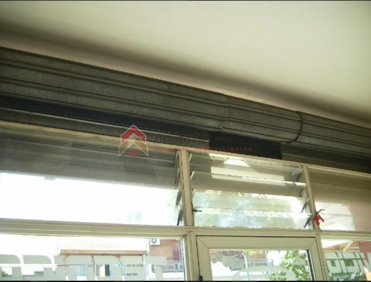 OPORTUNIDAD: Local comercial ubicado en la Av. Gral. Jose de San Martin 2665, Lanus Oeste