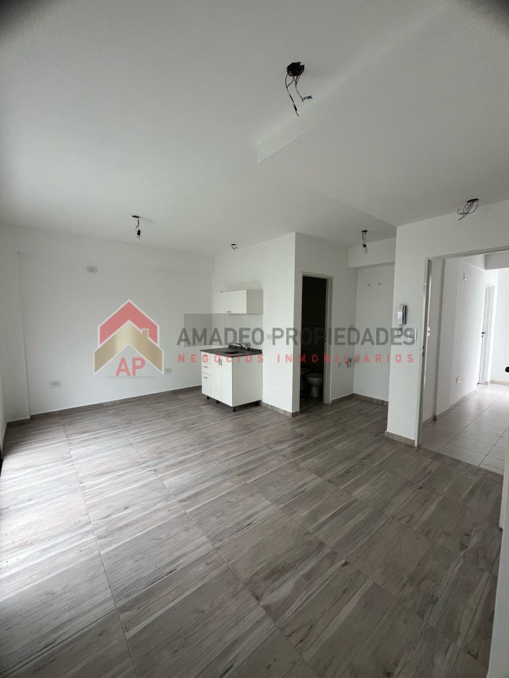 Dpto monoamb c/ patio a estrenar, contrafrente pb, ubicado en Hipolito Yrigoyen 7724, Banfield