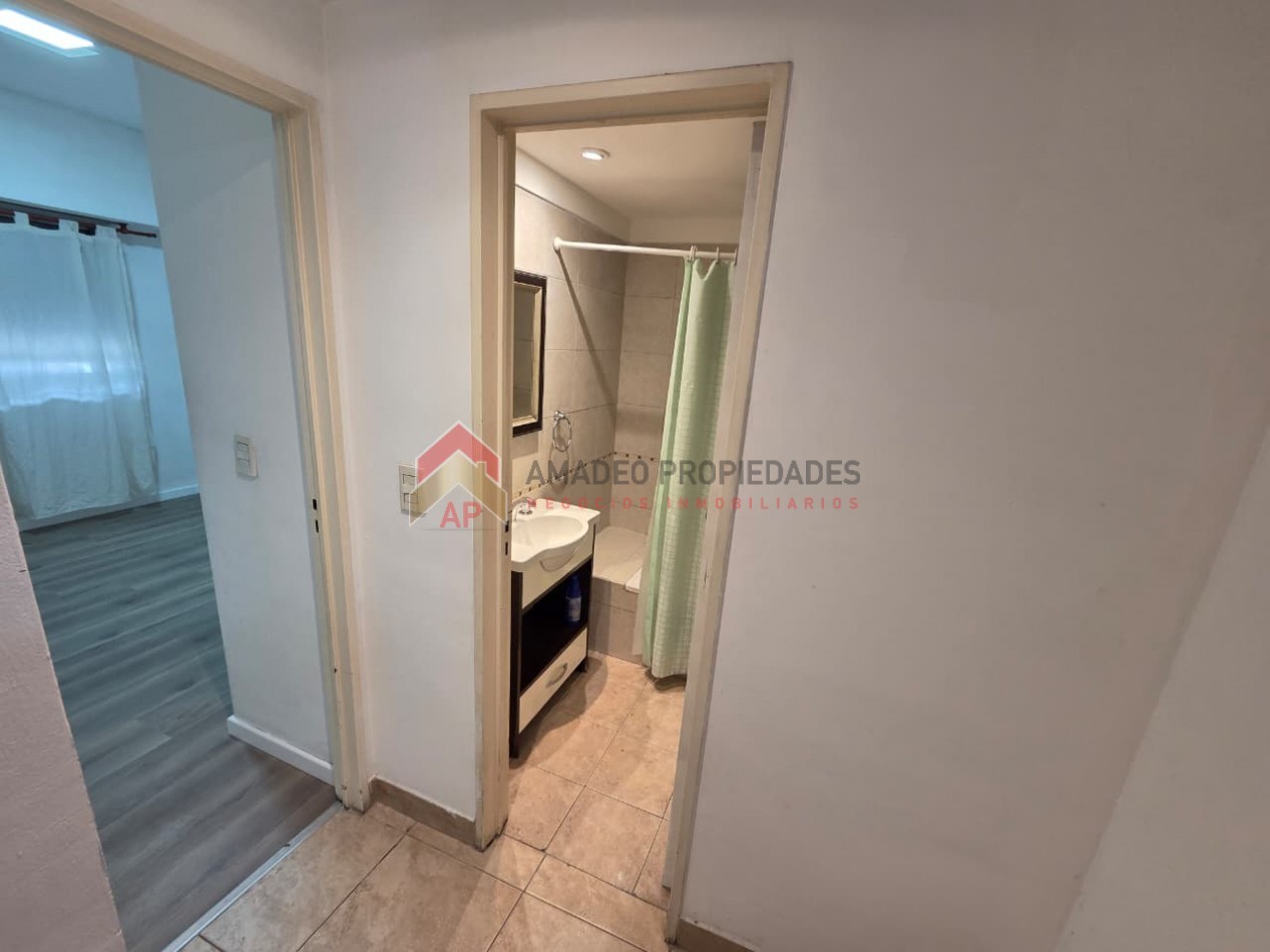 Impecable dpto 3 amb al frente en planta baja. APTO CREDITO. Excelente ubicacion: Portela 611, Lomas de Zamora